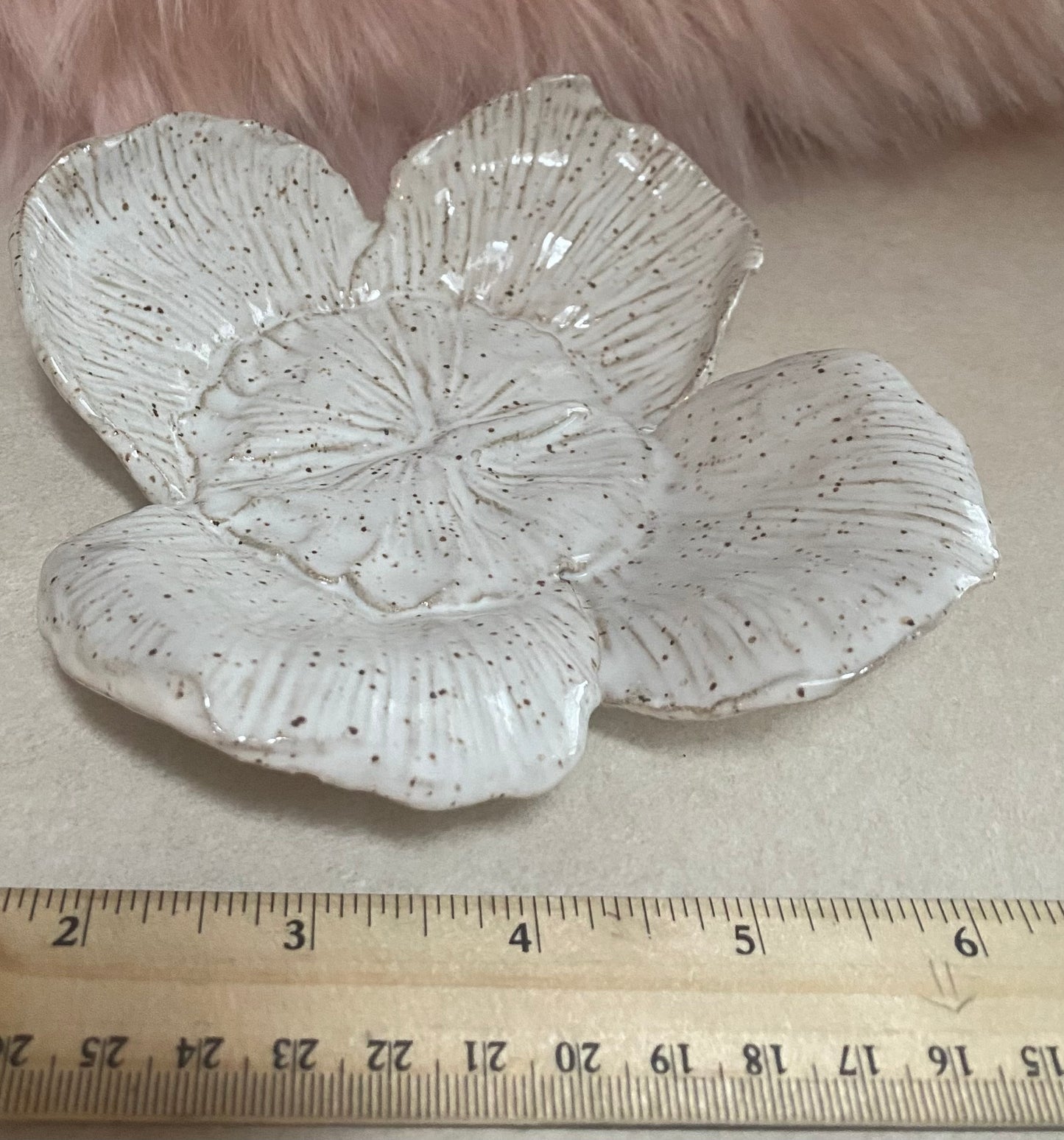 Petal dish