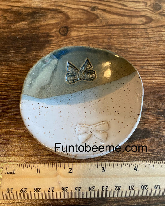 Bows ring dish