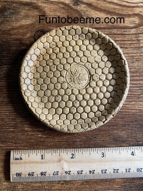 Round Honeycomb Bee Dish